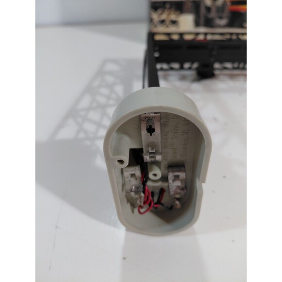 Lionel 6-12724 O Gauge Model Railroad Accessory Operating Signal Bridge w/Box - Picture 11 of 15